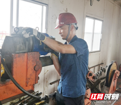 匠心守护，设备为伴 奋斗在维护一线的身影是最美风景